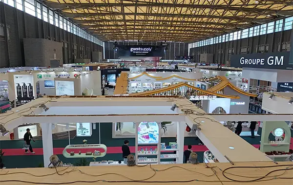 Hotel & Shop Plus 2027